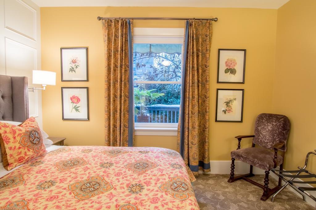 West End Guest House Langley Dış mekan fotoğraf